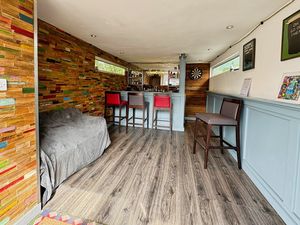 Photo 7- click for photo gallery